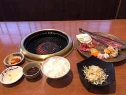 焼肉こさる 志染店
