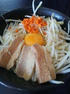 男は黙って前を行け