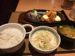 やよい軒 フォレオ広島東店