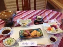 レストラン あづまね