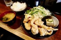 ジョニーのからあげ 昭和町店