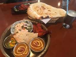 本格カレー&ナン White Tika