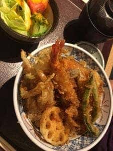 万さく 呉羽店