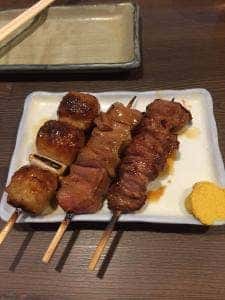 もつやき 都