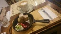 book&cafeマルベリーフィールド