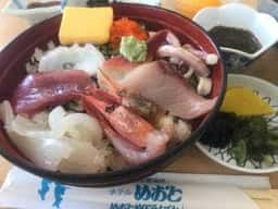 めおと岩ドライブイン