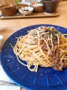 あるもに