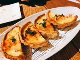 大衆ワイン酒場キッシュキッシュ