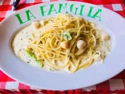 ラ・ファミリア