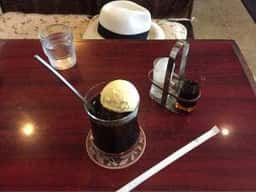 喫茶 シャロン