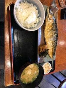 でり坊食堂 三田三丁目店