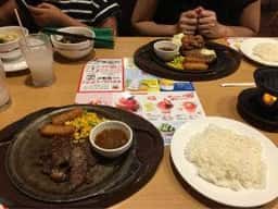 ガスト 王子駅前店
