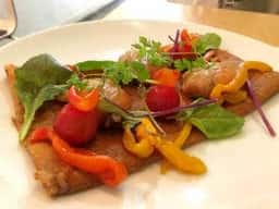 コムデジュルノー