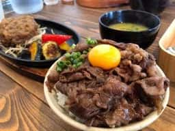 ハンバーグのヒルデン