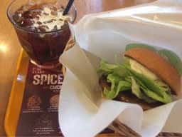 フレッシュネスバーガー 曙橋店