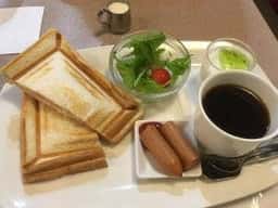 エビアン 東一店