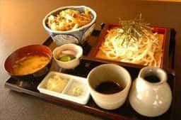 手打ちそば よろずや