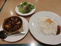 ロイヤルホスト 音羽店