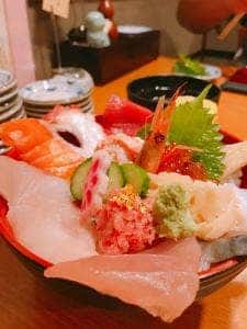 近江町海鮮丼家ひら井 いちば館店