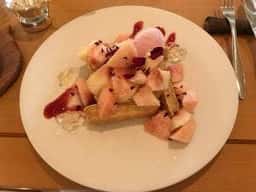 ザ・ラウンジ ホテルブレストンコート