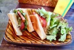 ケヤキ カフェ