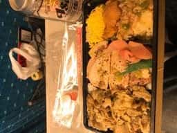 東華軒 東口売店