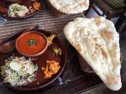 カレーアンドバー パリバラ