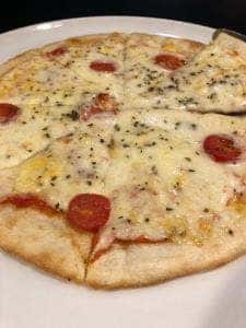 バル立ち飲みワインとピザの店 BAL