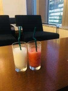 ラウンジ