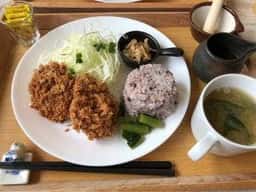 カフェレストラン キッチン花吉