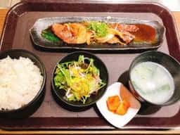 炭火焼肉 莉心 Welina Hotel 本町