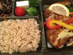 筋肉食堂 丸ビルDELI