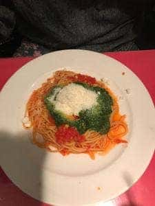 カフェ エスカロール