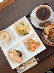 ブランジェ浅野屋 千住博美術館店