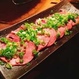 炭火焼肉・にくなべ屋 びいどろ
