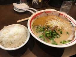 らーめん本舗 さといも 新名爪店