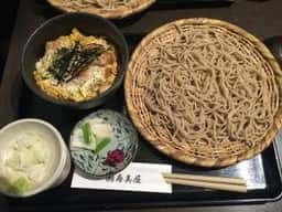 戸隠そば 満寿美屋