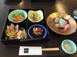 THE BEACH KUROTAKE お食事処