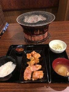 炭火焼肉 牛宴