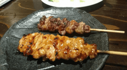 炭火焼き 楽や
