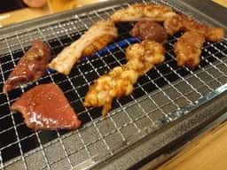 ホルモン焼あじさや