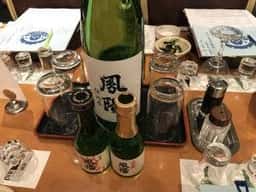 東 新橋演舞場