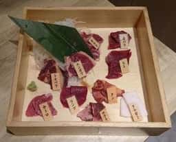 個室 霜降り肉寿司 たてがみ 栄本店