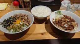 肉とニンニクと太麺が好き! ラーメンミゾグチ