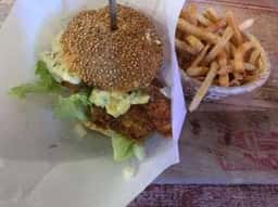 バーガーカフェ ちむちむチェリー