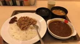 松屋 高島平店
