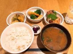 24/7 cafe apartment 福岡