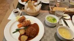 洋食キッチン シオン