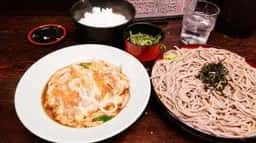 四国手打ちうどん 讃岐路