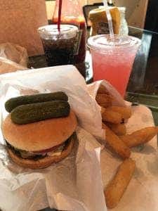 ジョニーズ バーガー